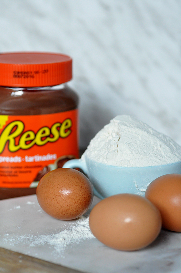 Recipe for easy and delicious Peanut Butter, Chocolate, and Banana Belgian Waffle Sandwiches via http://lifeovereasy.com/ - perfect for breakfast or brunch!