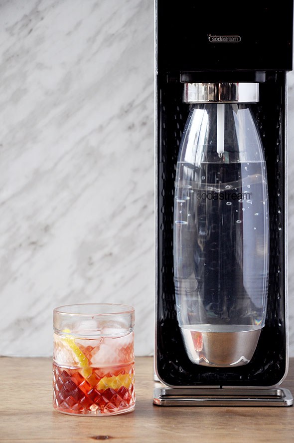 Make a Virgin Cosmo with the SodaStream Power! Recipe via http://lifeovereasy.com/